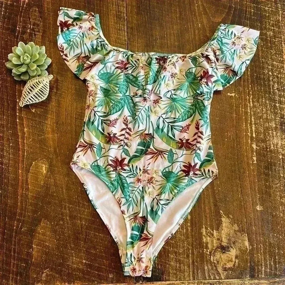 Cabana del Sol | Floral Tropical One Piece Swimsuit with Ruffle - Picture 2 of 3